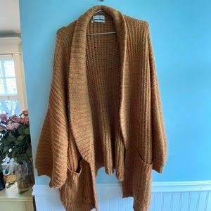 UO Oversized Cardigan